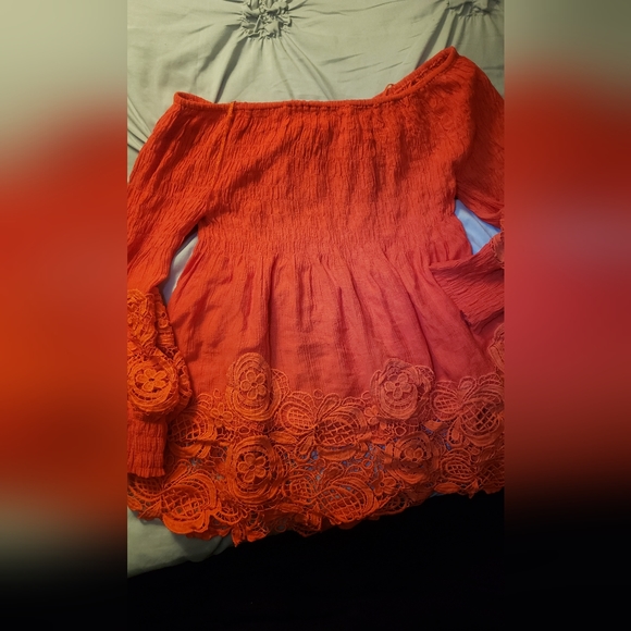 orange blouse - Picture 2 of 4